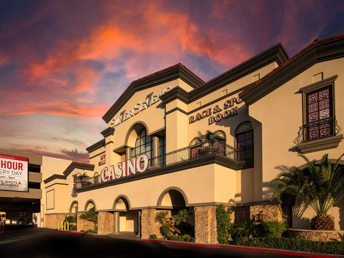 Silver Sevens Hotel &amp; Casino